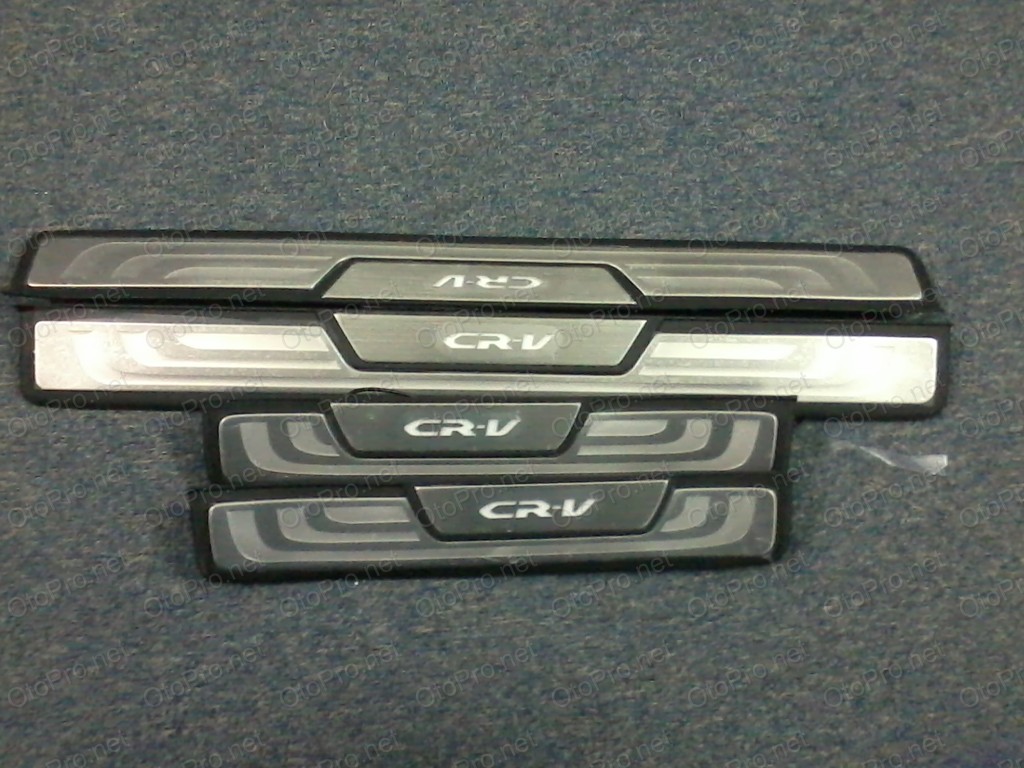 Ốp bậc cửa có đèn LED cho xe Honda CR-V 2013