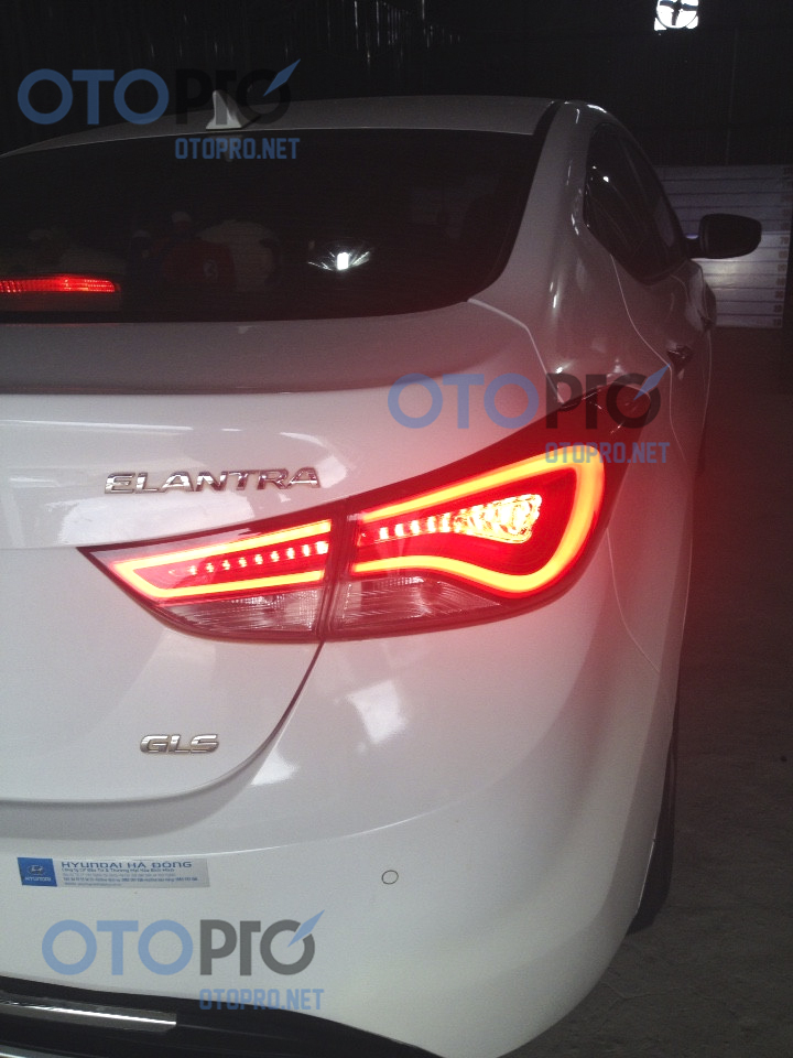 Đèn hậu độ LED nguyên bộ cho xe Elantra 2014 mẫu Mobis