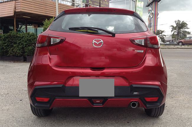 Body Kits Mazda 2 (2015) Mẫu Ideo  5 Cửa