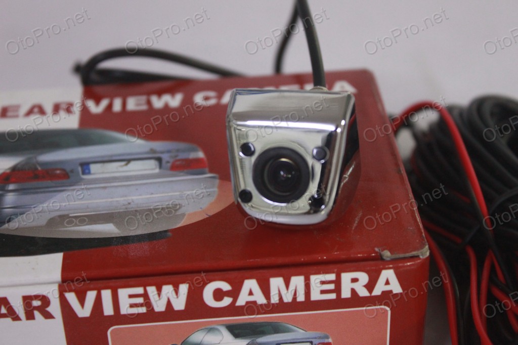 Camera lùi có hồng ngoại cho xe Mazda 6 2001