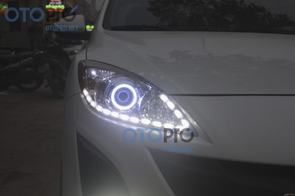 Độ dải LED mí khối thuỷ tinh, angel eyes khối Mazda 3 2011