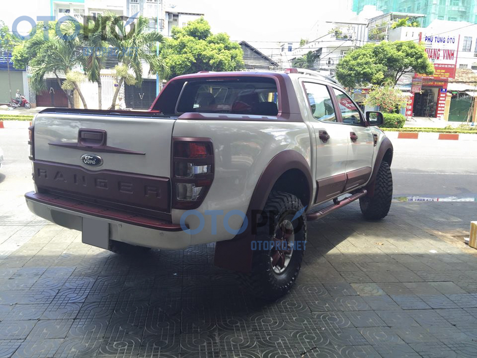 Viền cua lốp cho xe Ford Ranger 2013-2015 Thái Lan