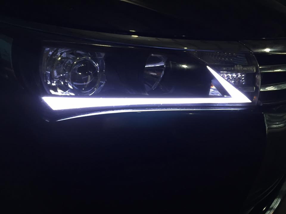 Độ LED mí khối độ tay xe Toyota Altis 2016-2017