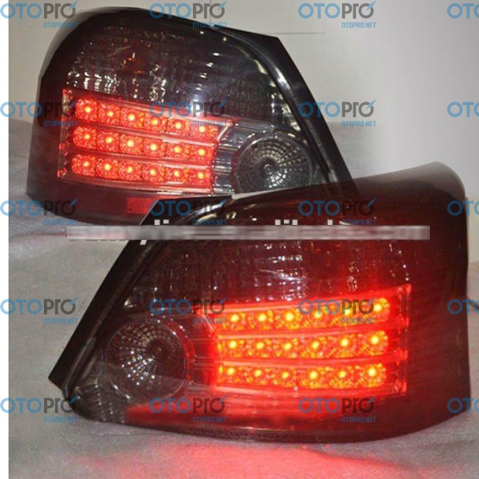 Đèn hậu độ LED nguyên bộ xe Toyota Vios 2008-2010 màu khói